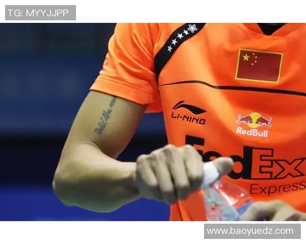 足球球星钟爱中文纹身彰显个性文化融合与精神力量